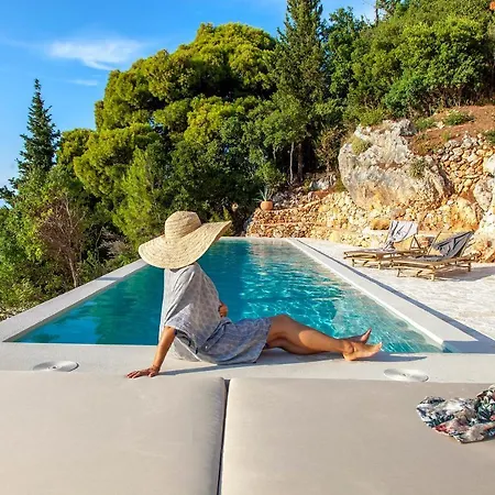 Luxury In Villa *